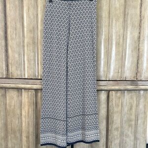 Patterned navy and White Women's Pants